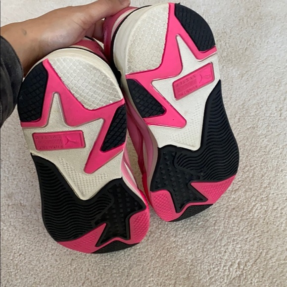 Puma - Picture 3 of 5